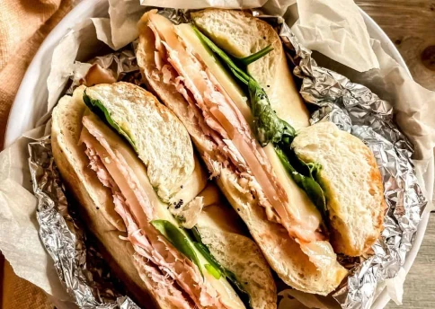 Read more about the article Savor the Best Sandwich in Iselin at Sub Central Cafe